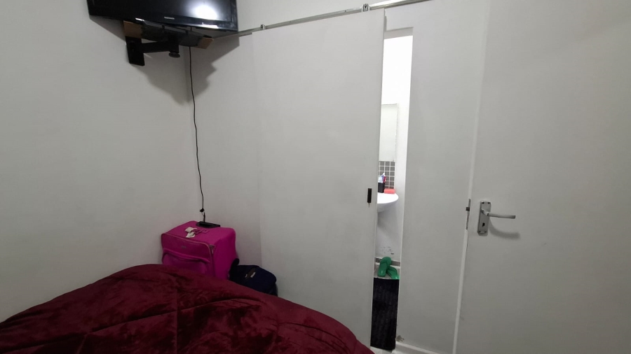 2 Bedroom Property for Sale in Ottery Western Cape